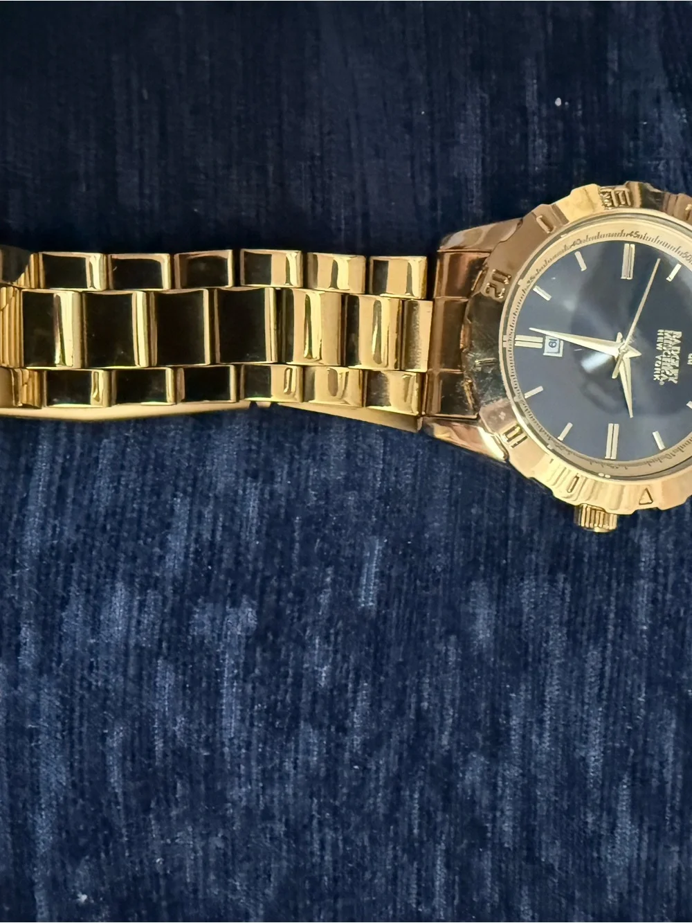 Bradley & Wricek New York Gold-Tone Men's Watch with Black Dial